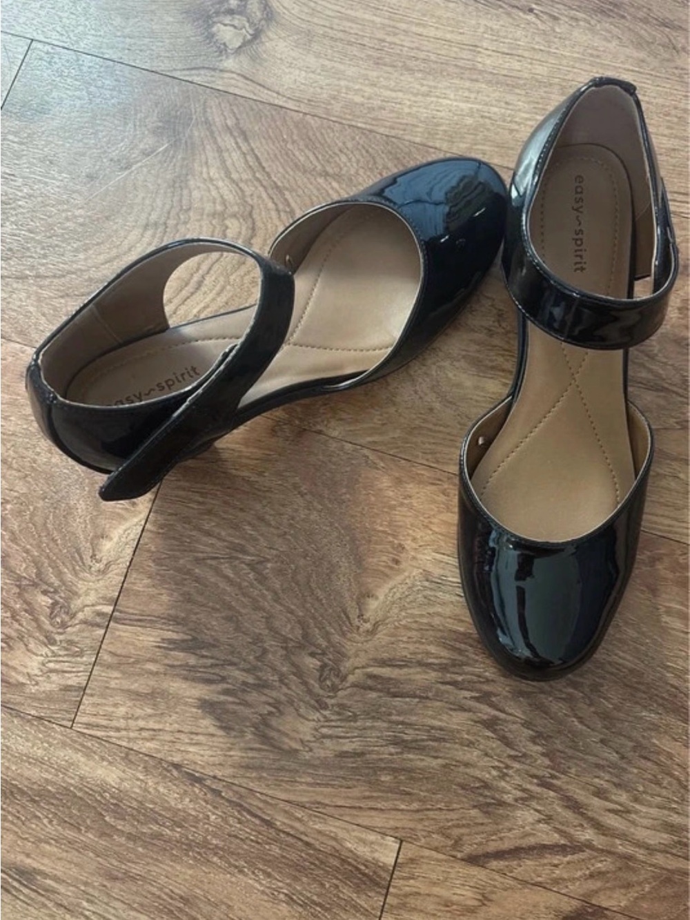 Easy Spirit Clarice Black Patent Mary Jane Pumps - NWOT Size [8.5]